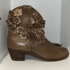 Sheridan mia sunflower clearance bootie